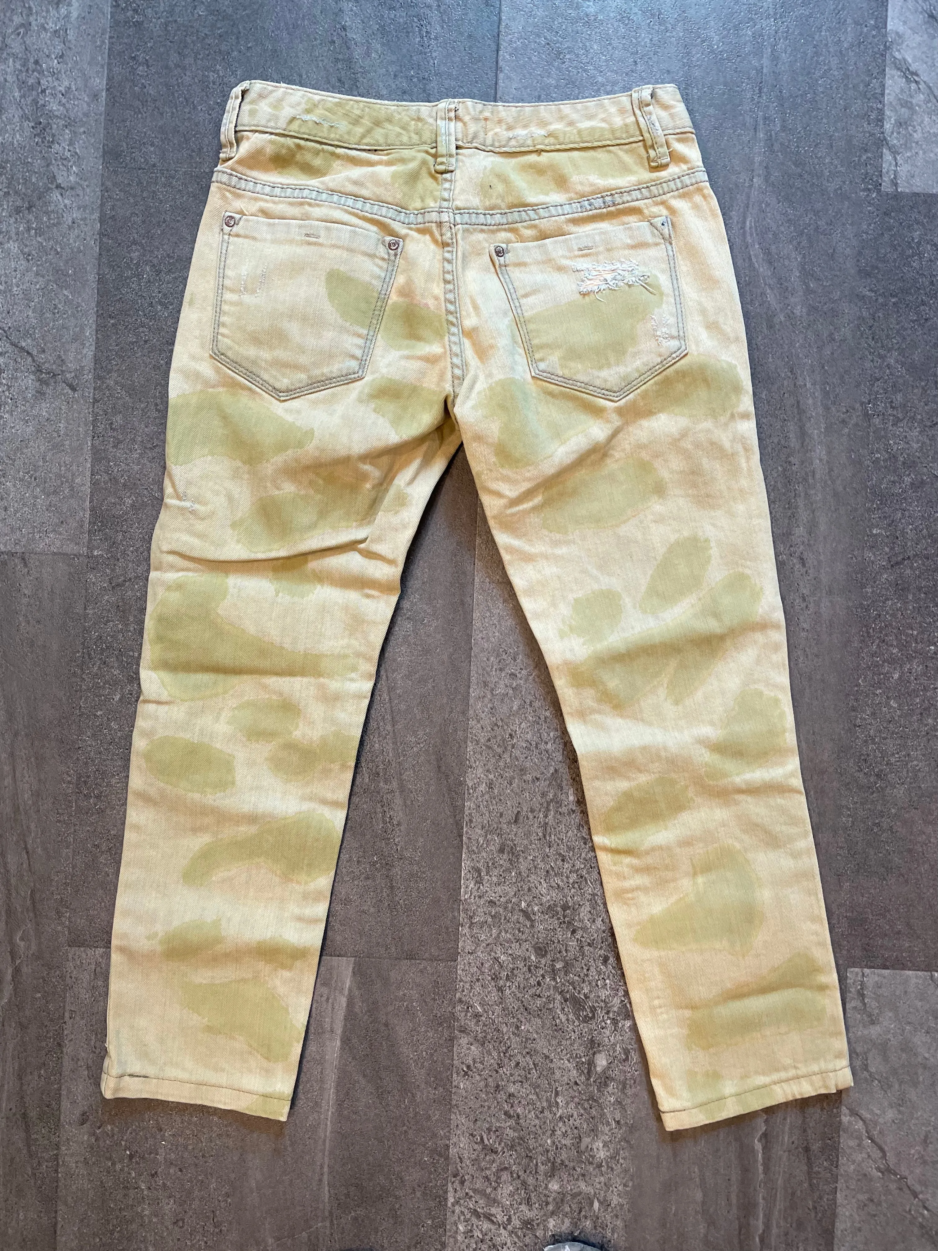 Free People Distressed Camo Capris (25)