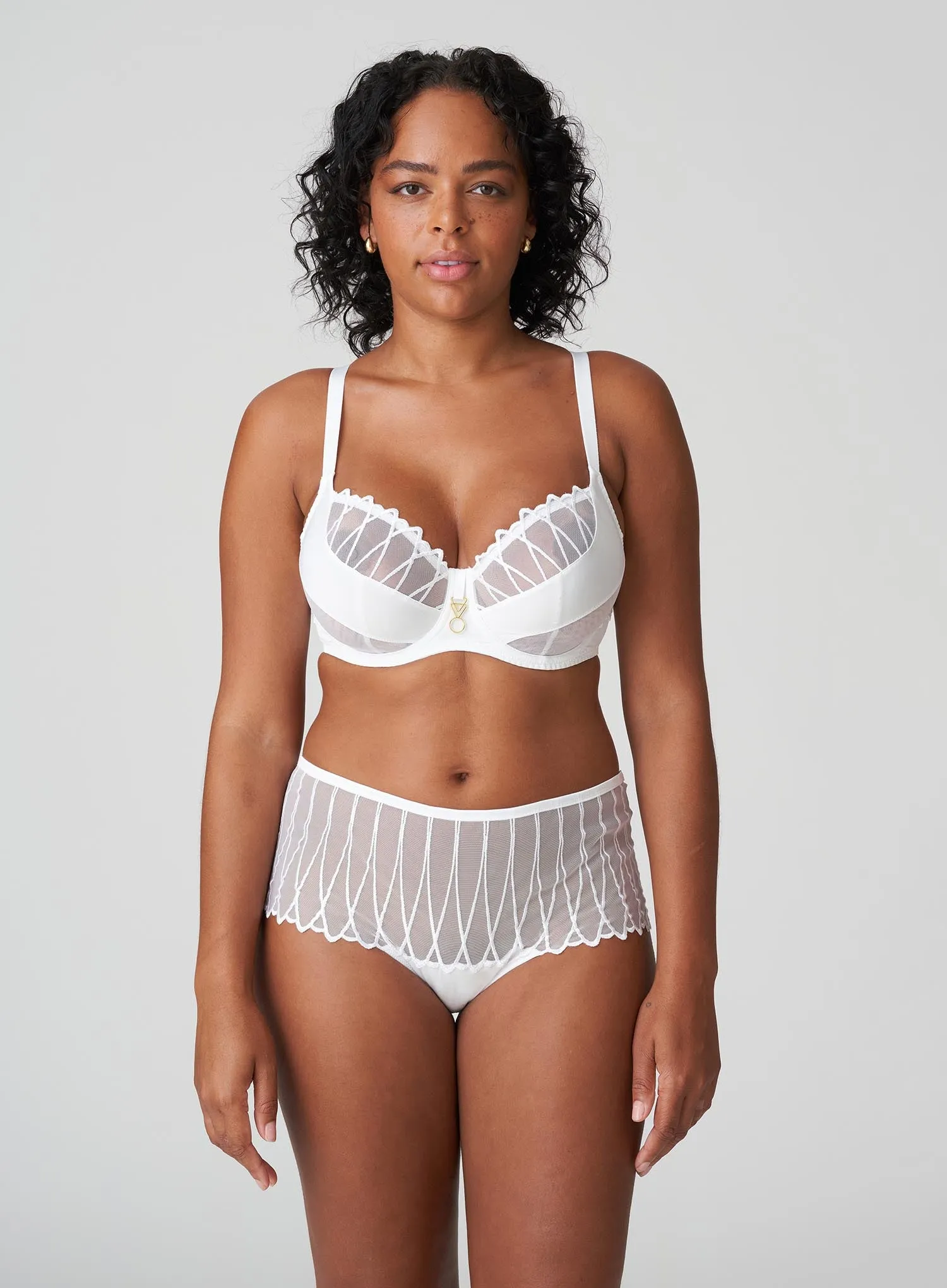 PrimaDonna: Arthill Luxury Thong White