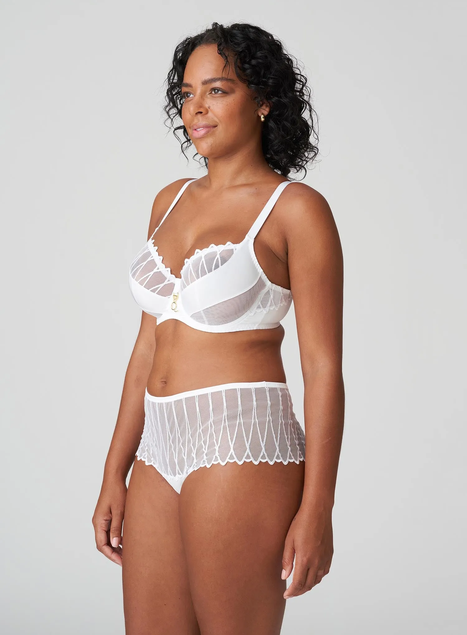 PrimaDonna: Arthill Luxury Thong White