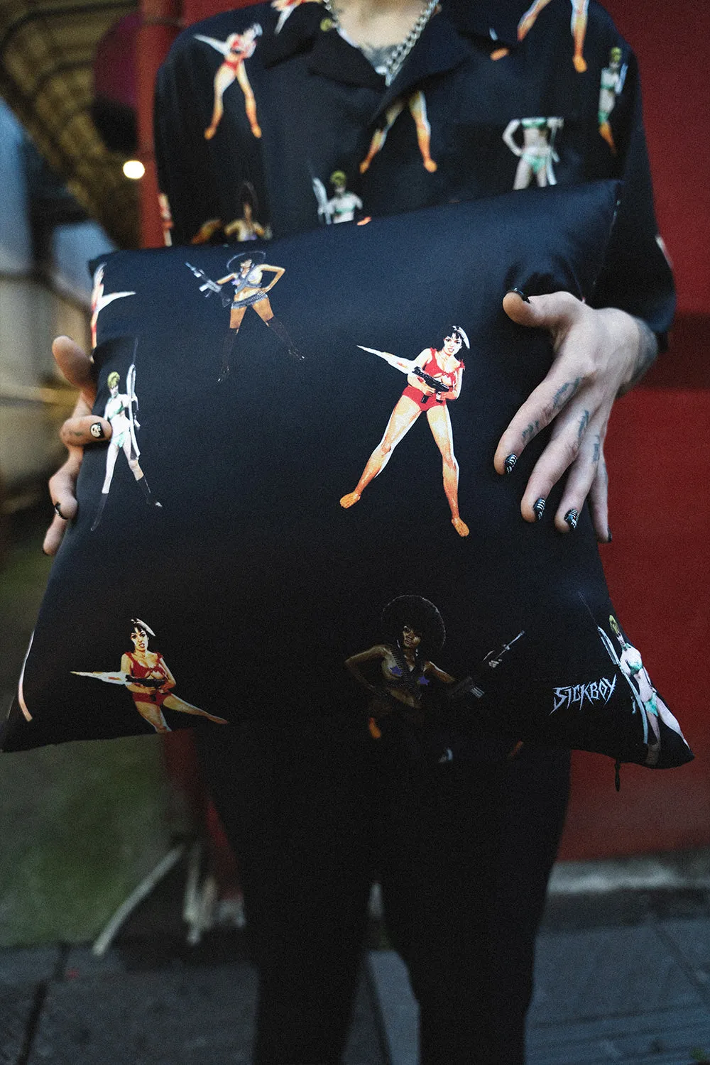 【SICKBOY】"GIRLS GIRLS GIRLS" PILLOW COVER (BLACK)